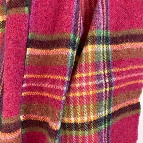 NWT Irish wool by John Hanly & Co. Pink tartan scarf or shawl w/ fringe tassels - Picture 3 of 8